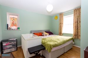 Bedroom- click for photo gallery